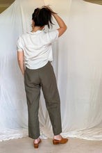 Load image into Gallery viewer, LORIENT ELASTIC WAIST PANTS
