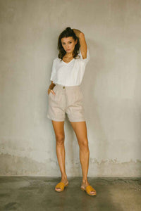 High-waisted Linen Shorts in Natural Color