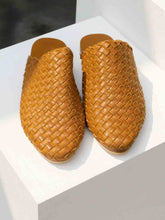Load image into Gallery viewer, SATARA WOVEN MULES
