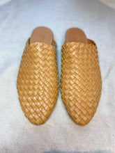 Load image into Gallery viewer, SATARA WOVEN MULES
