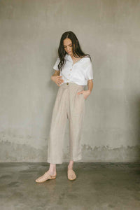 High-waisted, straight cut pants in natural color