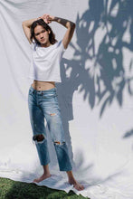 Load image into Gallery viewer, White Organic Cotton Cropped Tshirt
